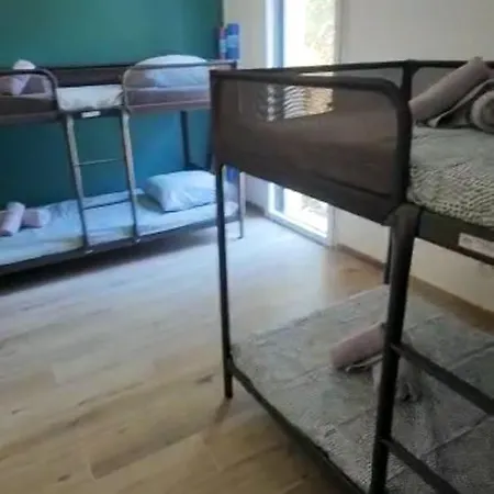 De 5 Chambres Avec Piscine Privee Jardin Clos Et Wifi A A 2 Km De La Plage *